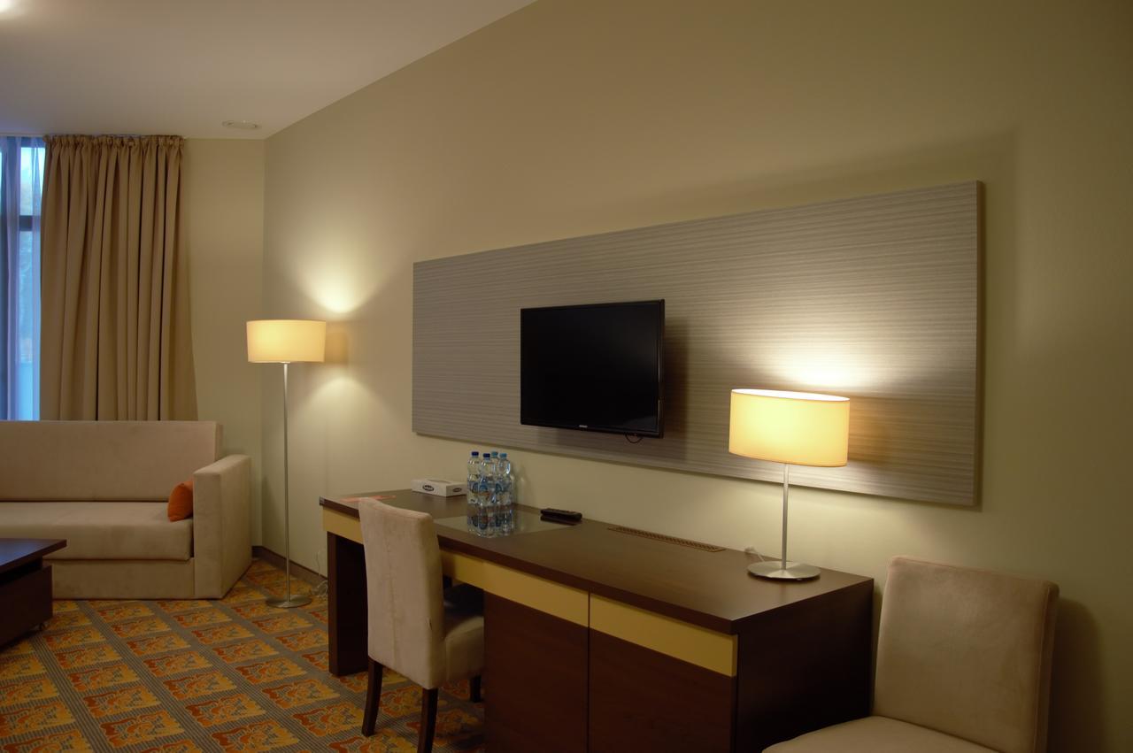 Hotel Via Baltica Łomża Eksteriør billede
