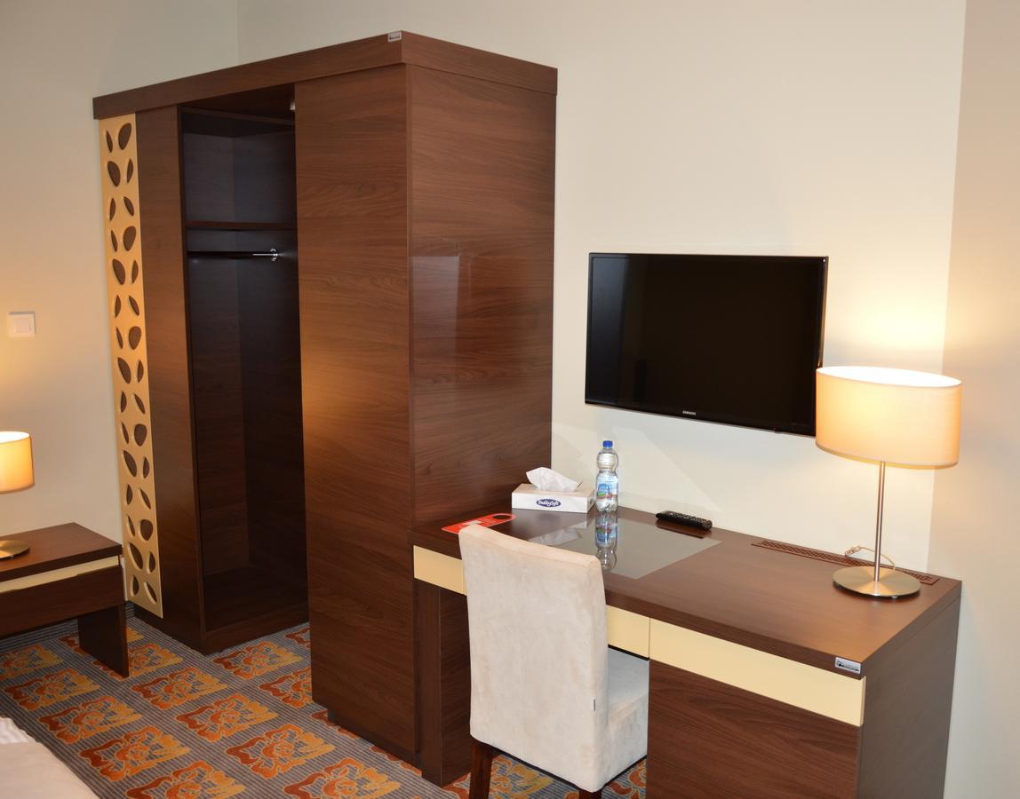 Hotel Via Baltica Łomża Eksteriør billede